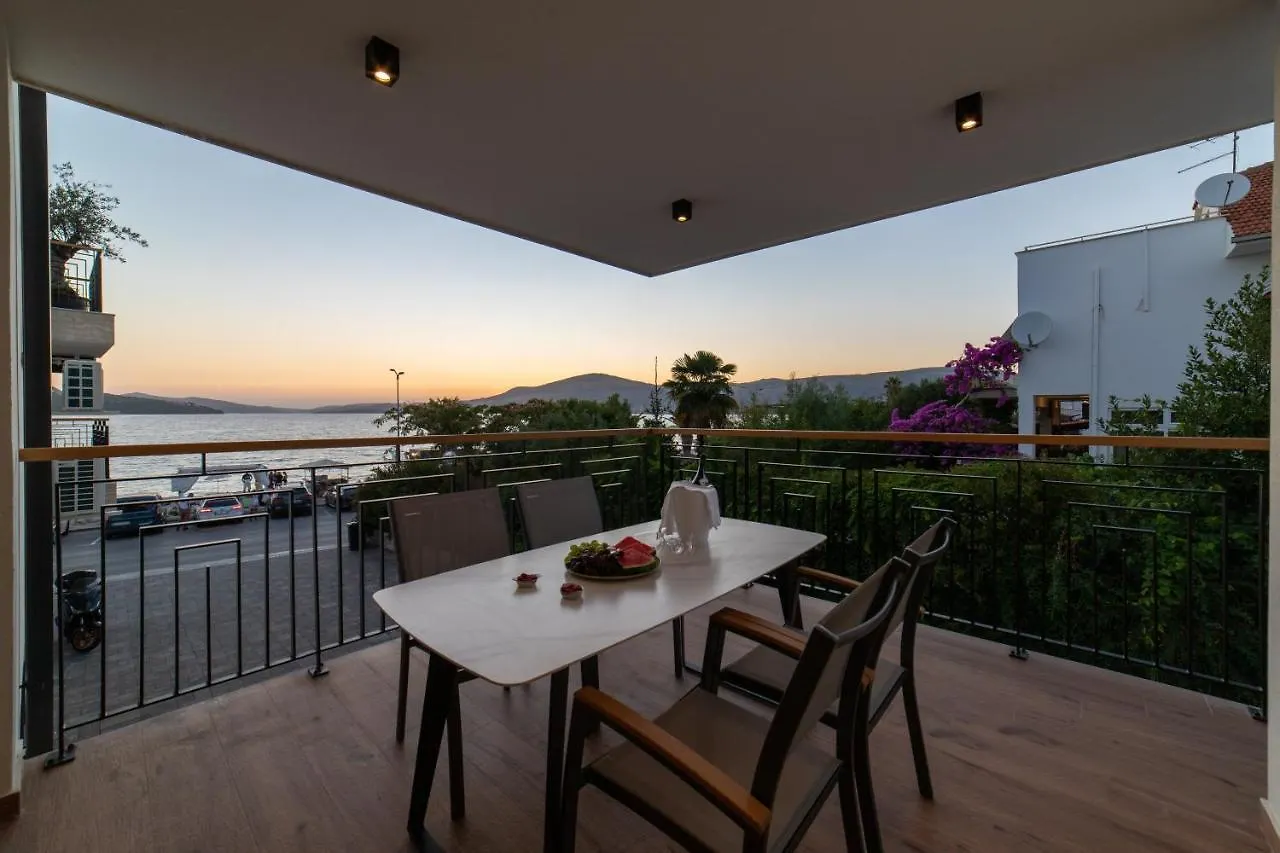 Luxury Apartment Vagabundo 1 Free Parking Trogir